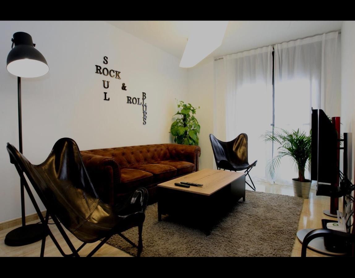 Rock & Roll Apartament -Aire Acondicionado En Todas Las Habitaciones Y Salon- Deltebre Exterior photo